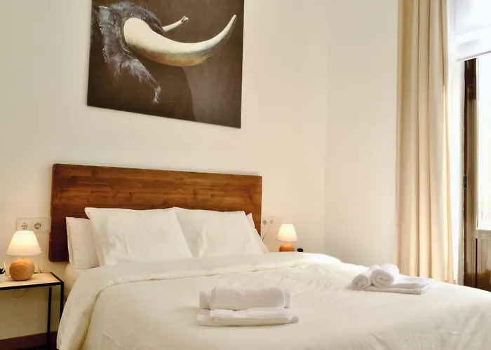 Hola Valencia - Holiday Apartments