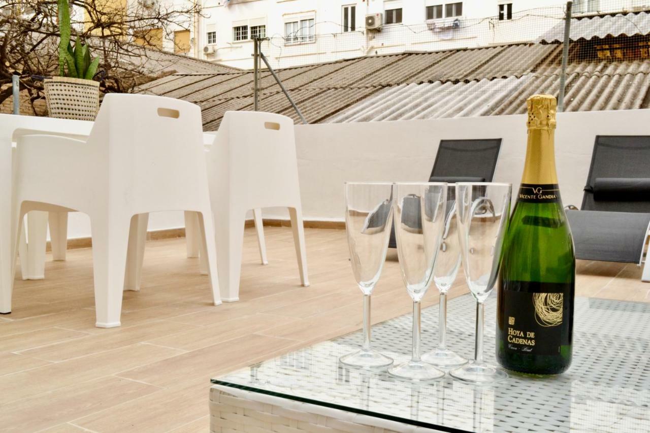 Apartament Hola - *