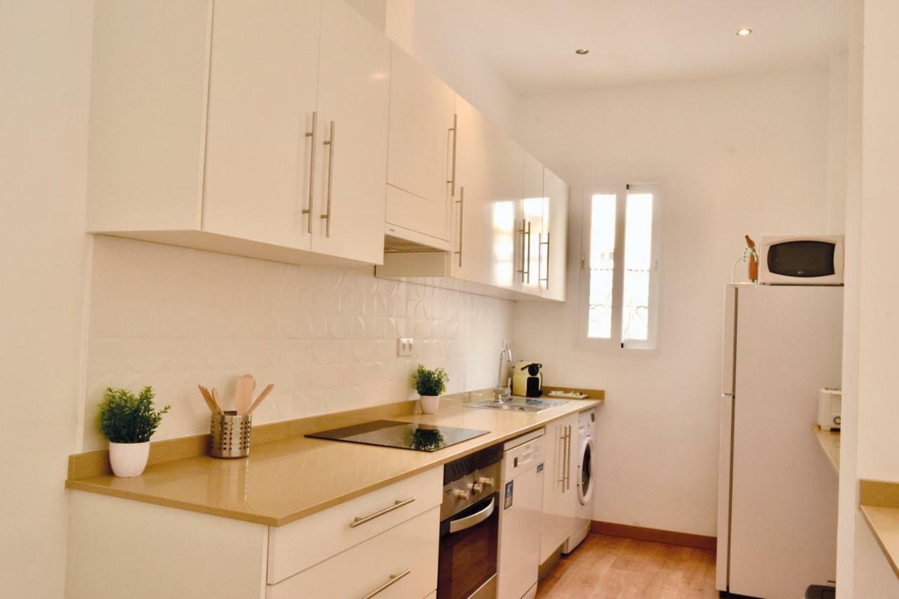 Apartament Hola - *